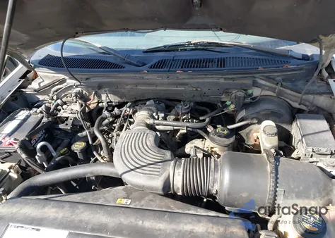 2001 Ford Expedition Xlt from USA, damaged, VIN 1FMRU15L41LA69158